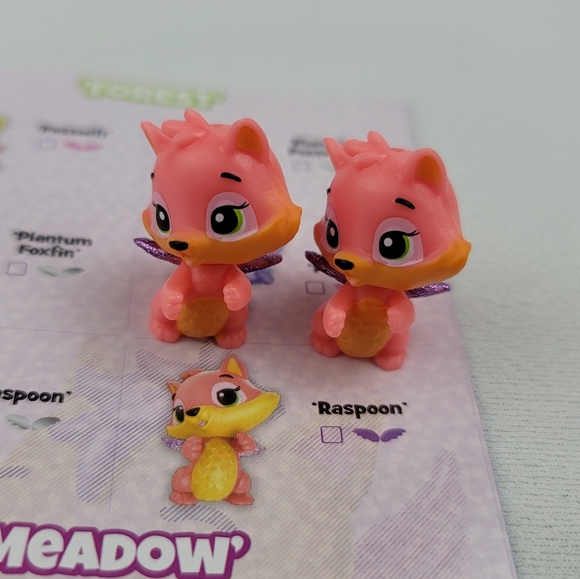 Hatchimals Best Friends Travel Pack Hatchy Suitcase Platinum Pal Exclusives - Picture 13 of 16